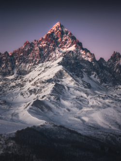 Monviso all'alba, Piemonte, fotografia di paesaggio di Carlo Pagliuca.